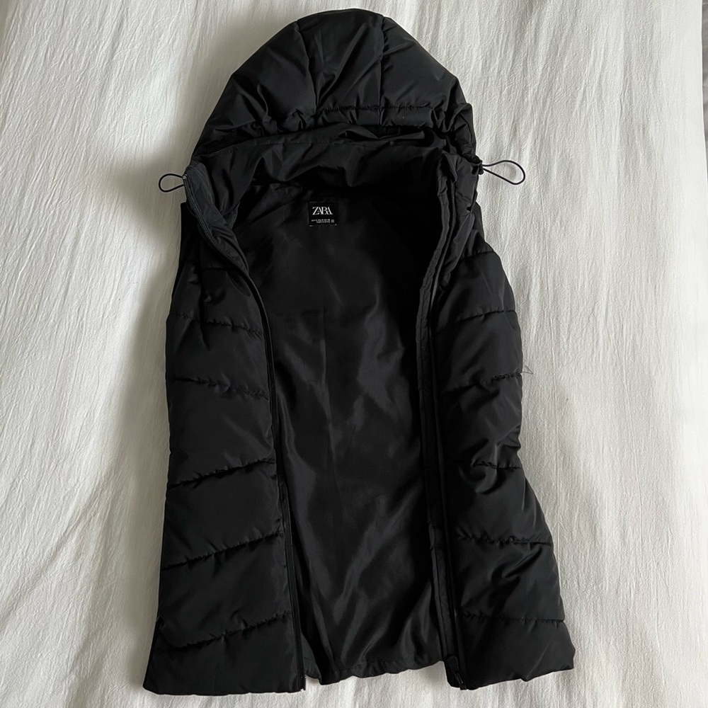 Womans zara puffer vest